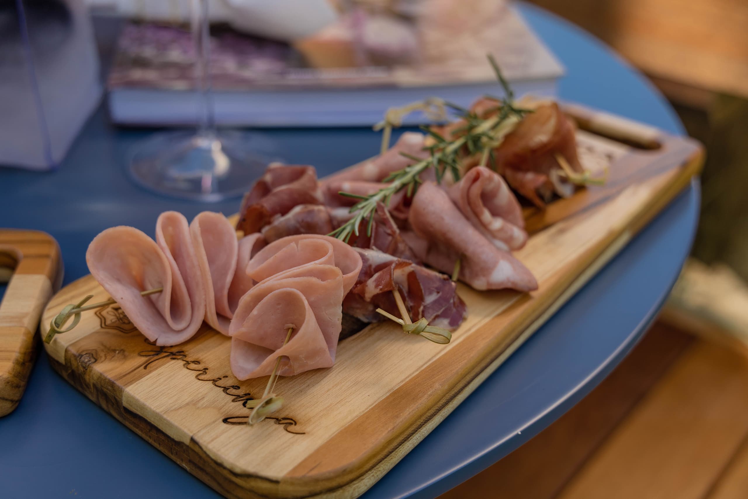 IMG_9888Exp. Cabanas.jpg